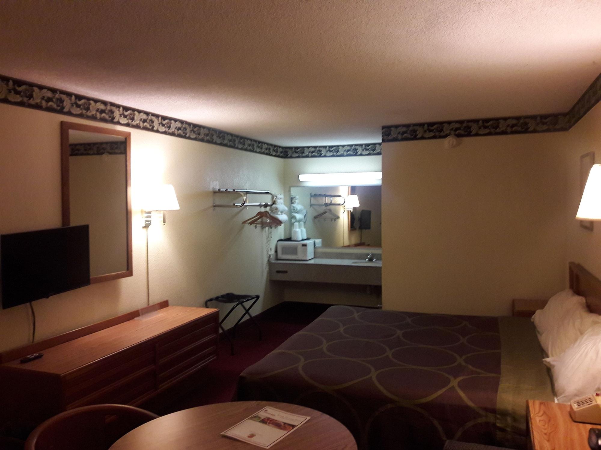 Super Inn Williamsburg Dış mekan fotoğraf