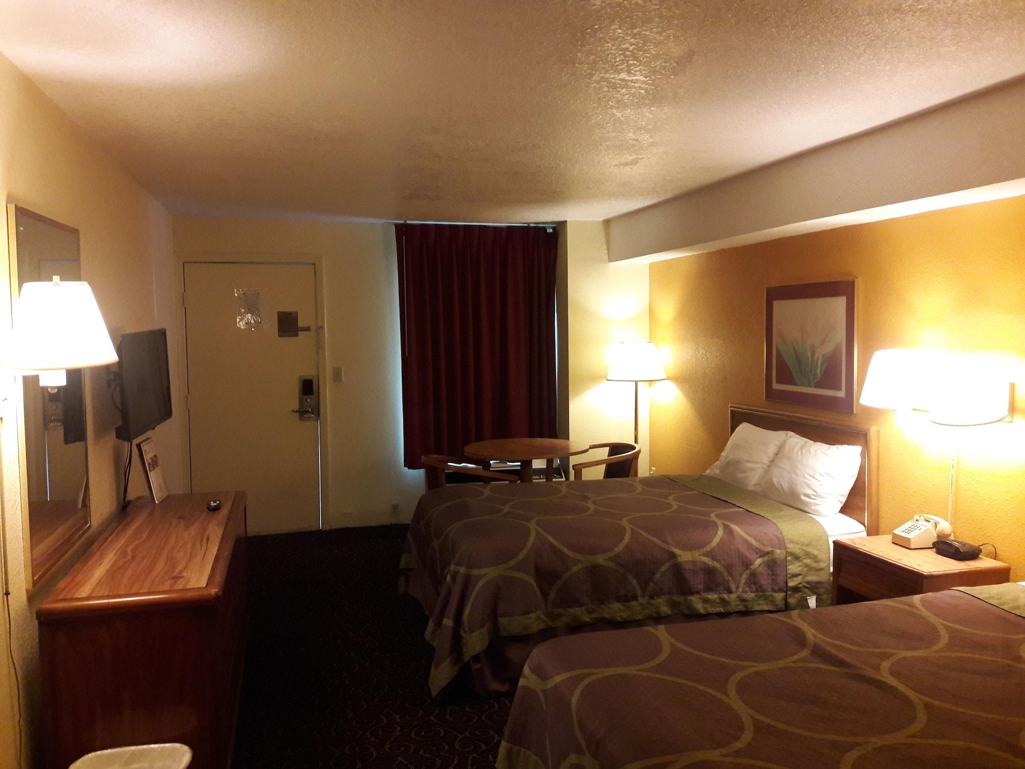 Super Inn Williamsburg Dış mekan fotoğraf